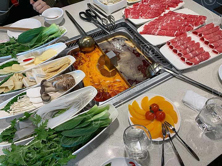 하이디라오 훠궈 마라탕 토마토탕 : 생연어회 - 네이버 OGQ마켓