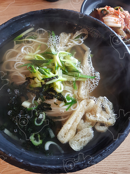 멸치국수 : 수나 - 네이버 OGQ마켓