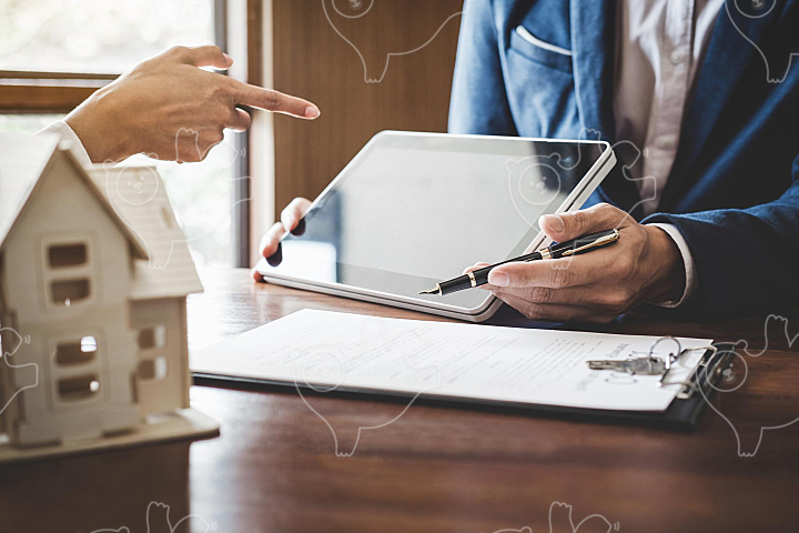 Real estate broker agent presenting and consult to - NAVER OGQ 마켓